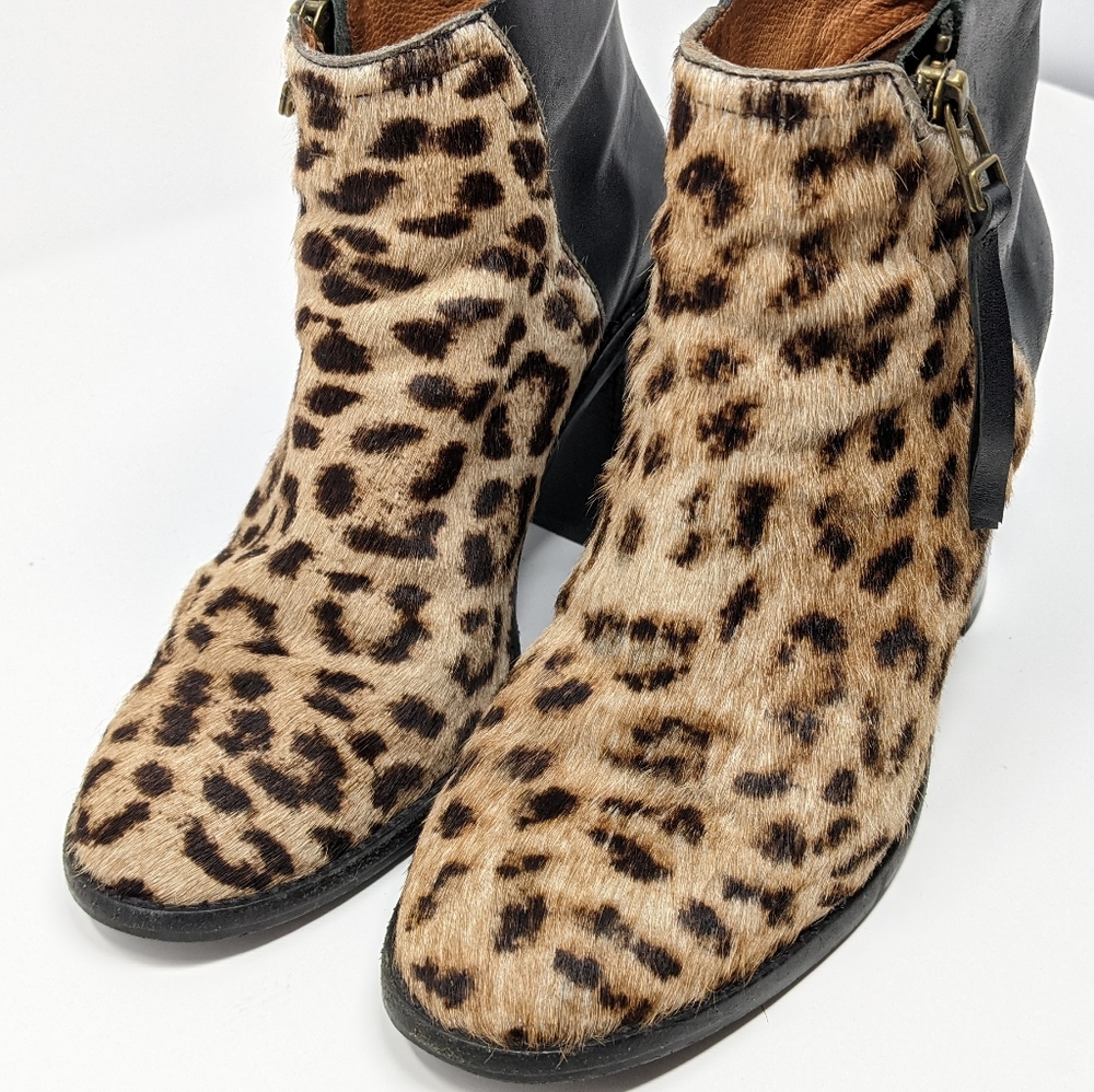 Madewell Larke Leopard Speckle Calf Hair Booties - Picture 5 of 8